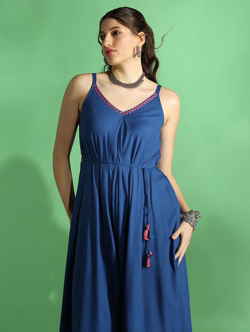 women solid shoulder strap jumpsuit - 22176727 -  Standard Image - 3