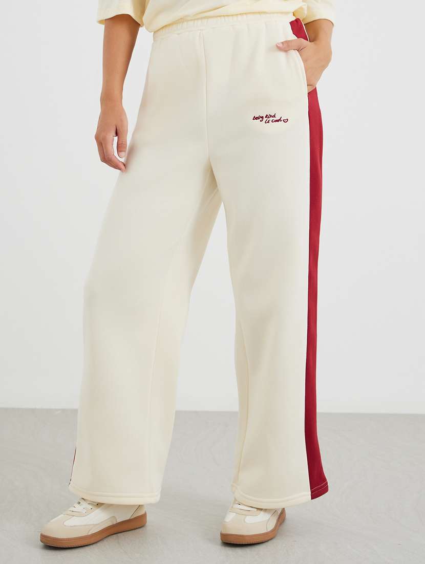 women tapered mid rise track pant