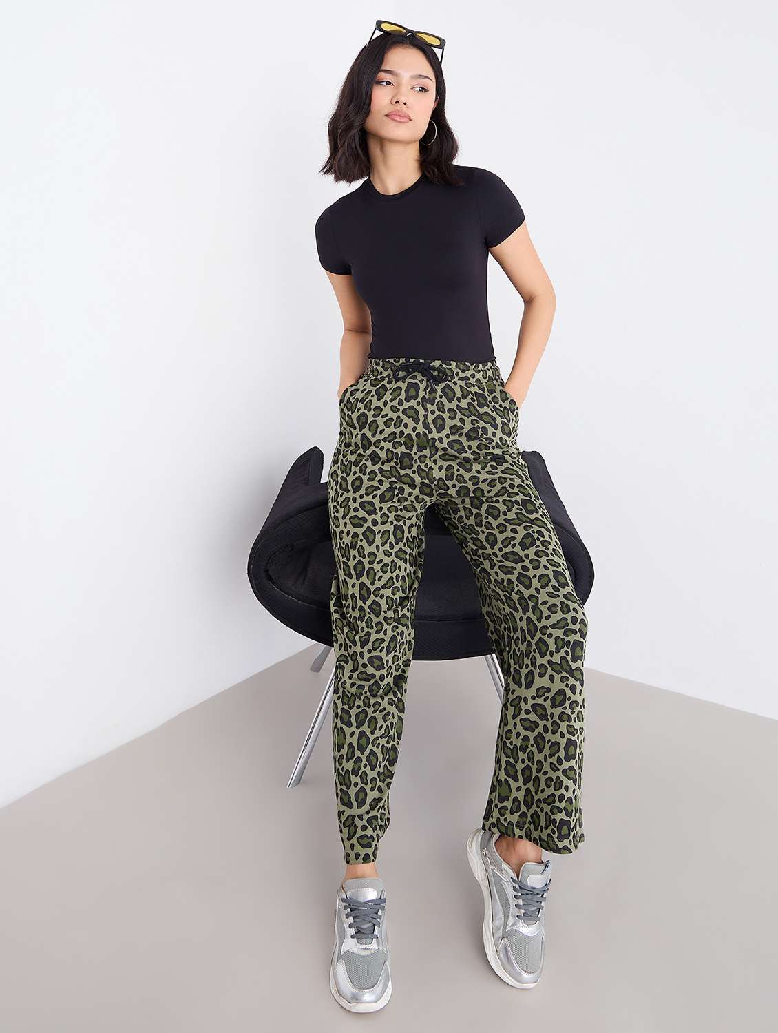 women animal print mid rise track pant - 22176737 -  Standard Image - 3