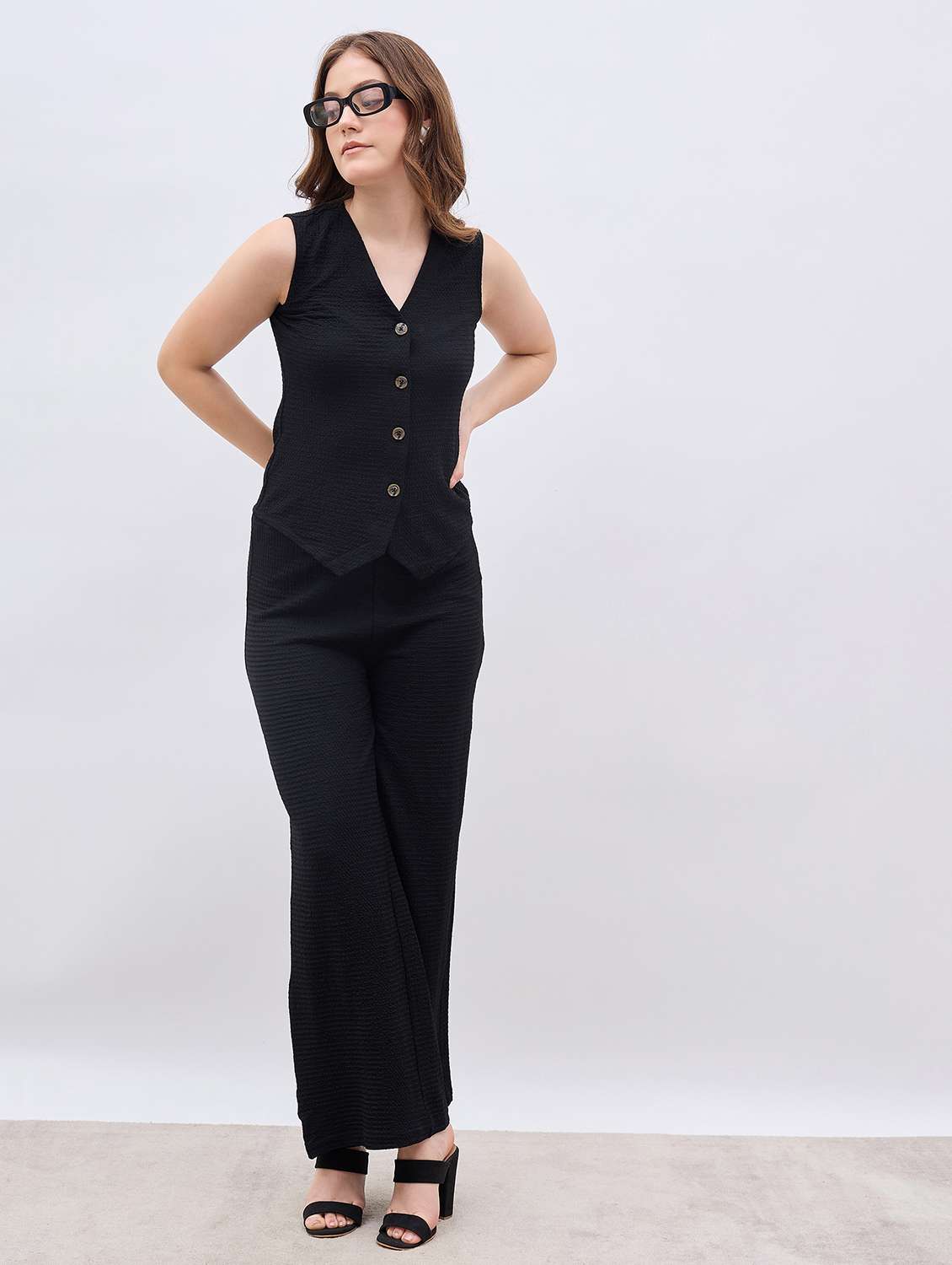 women solid top and trouser co-ord set