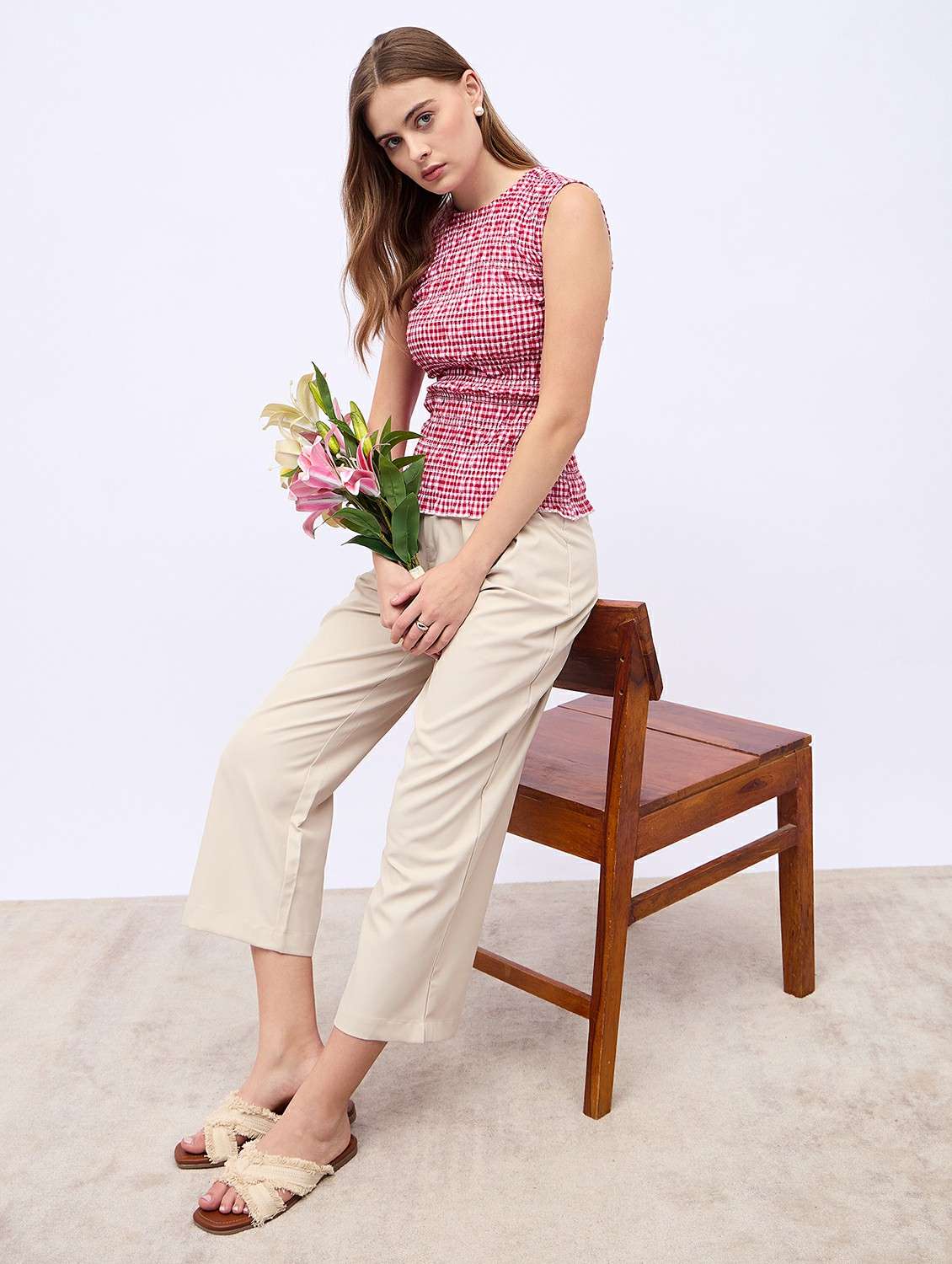 women solid mid rise straight fit trouser - 22176797 -  Standard Image - 3