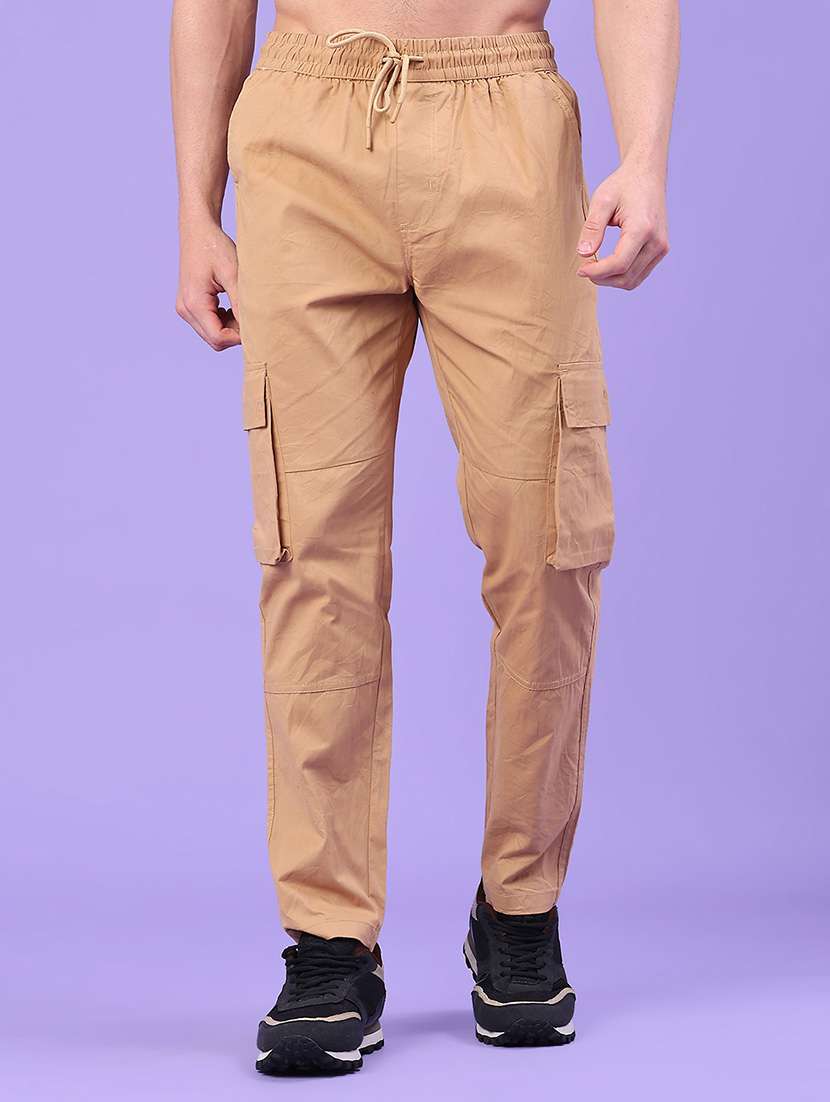 men solid mid rise regular fit cargo 