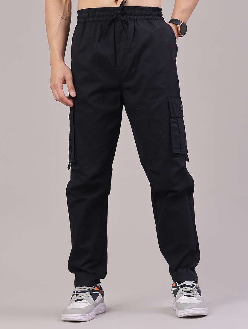 men solid mid rise regular fit cargo 