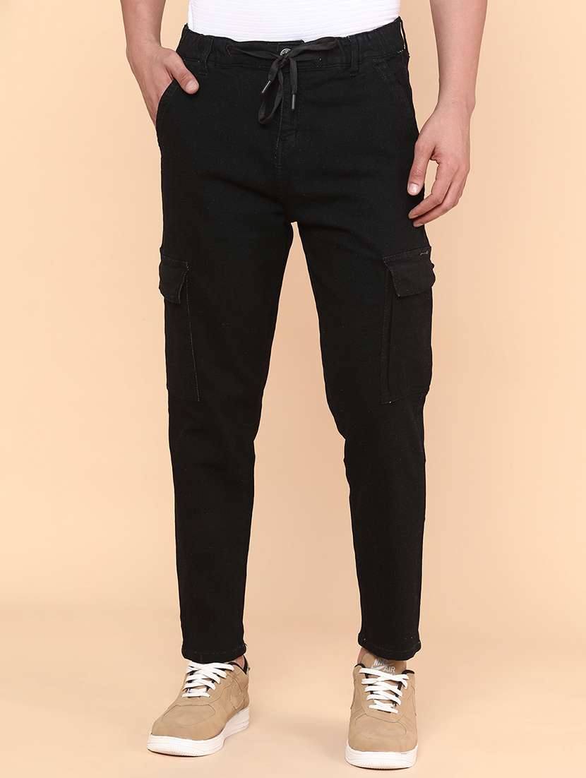men solid mid rise regular fit cargo 