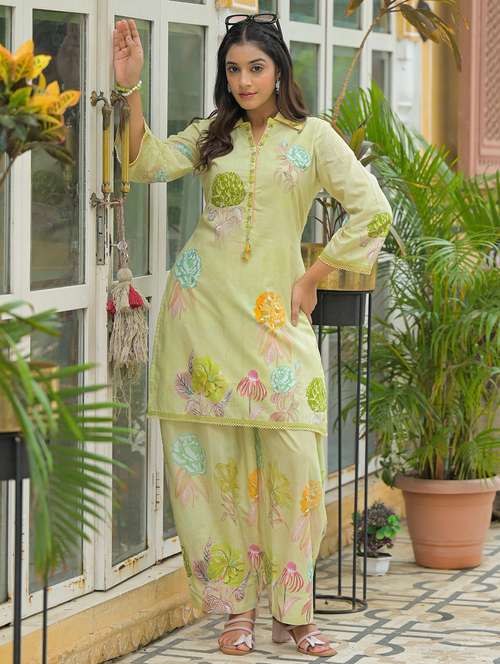 women floral printed three quarter sleeve regular fit ethnic co-ord set - 22177068 -  Standard Image - 0