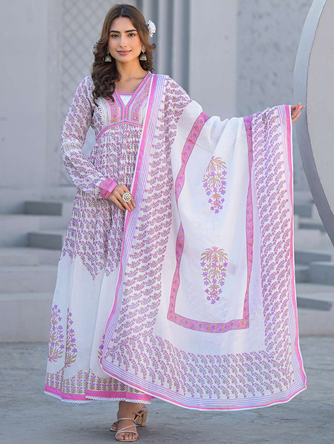 women printed long sleeve kurta with dupatta set