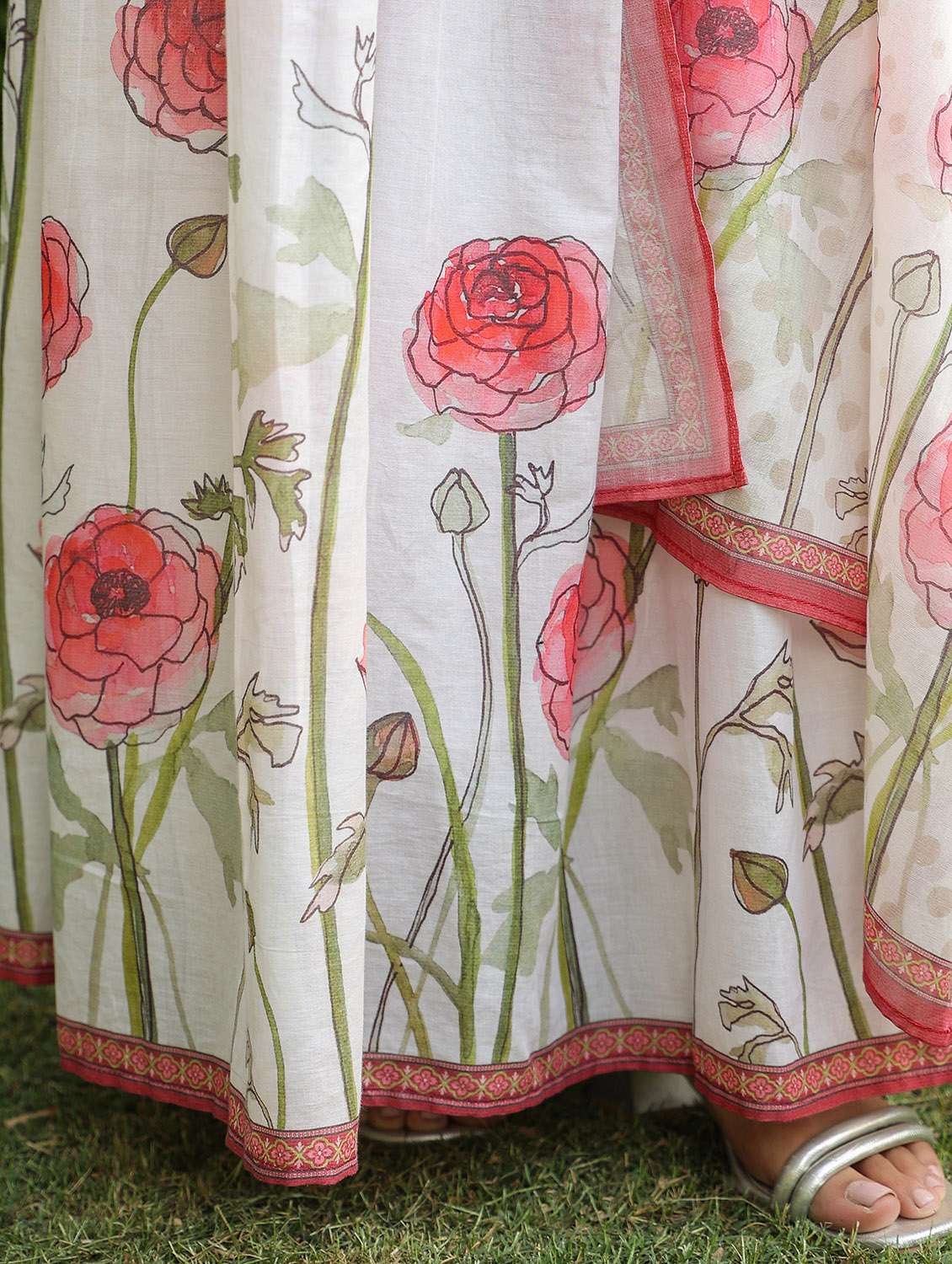 women floral printed sleeveless kurta with dupatta set - 22177078 -  Standard Image - 5