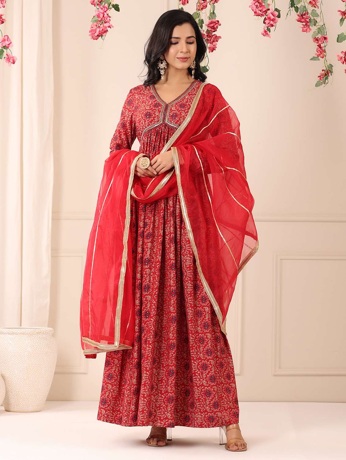 women printed long sleeve kurta with dupatta set