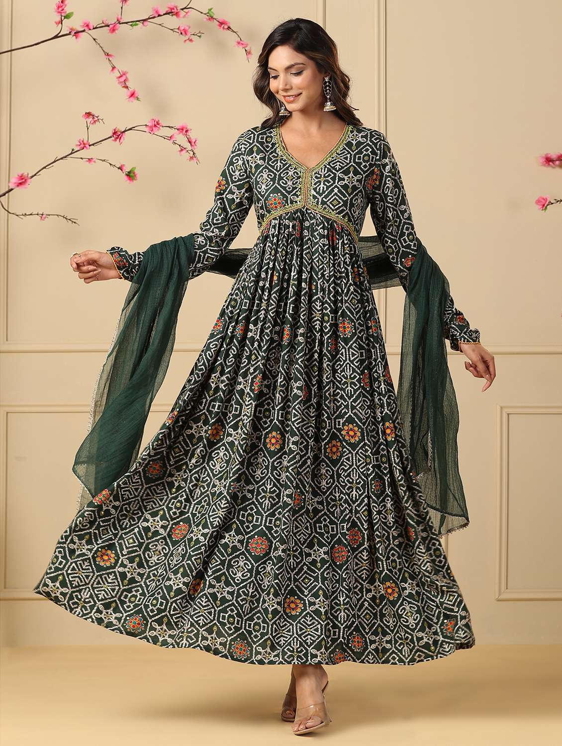 women printed long sleeve kurta with dupatta set - 22177081 -  Standard Image - 3