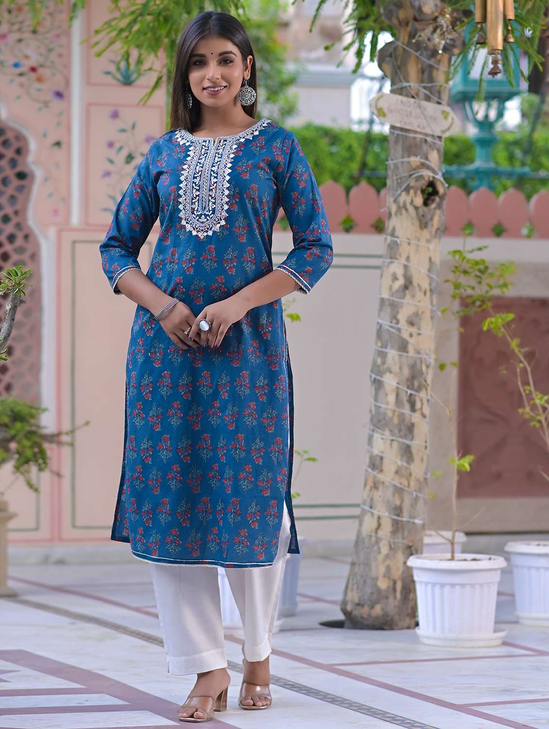 women floral printed three quarter sleeve straight kurta