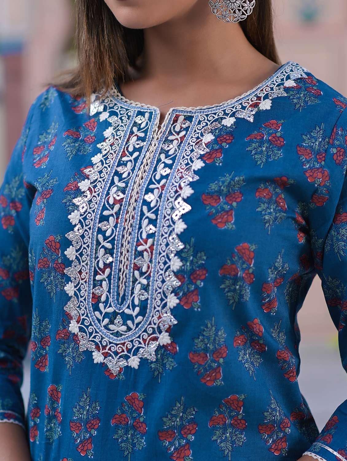 women floral printed three quarter sleeve straight kurta - 22177084 -  Standard Image - 5