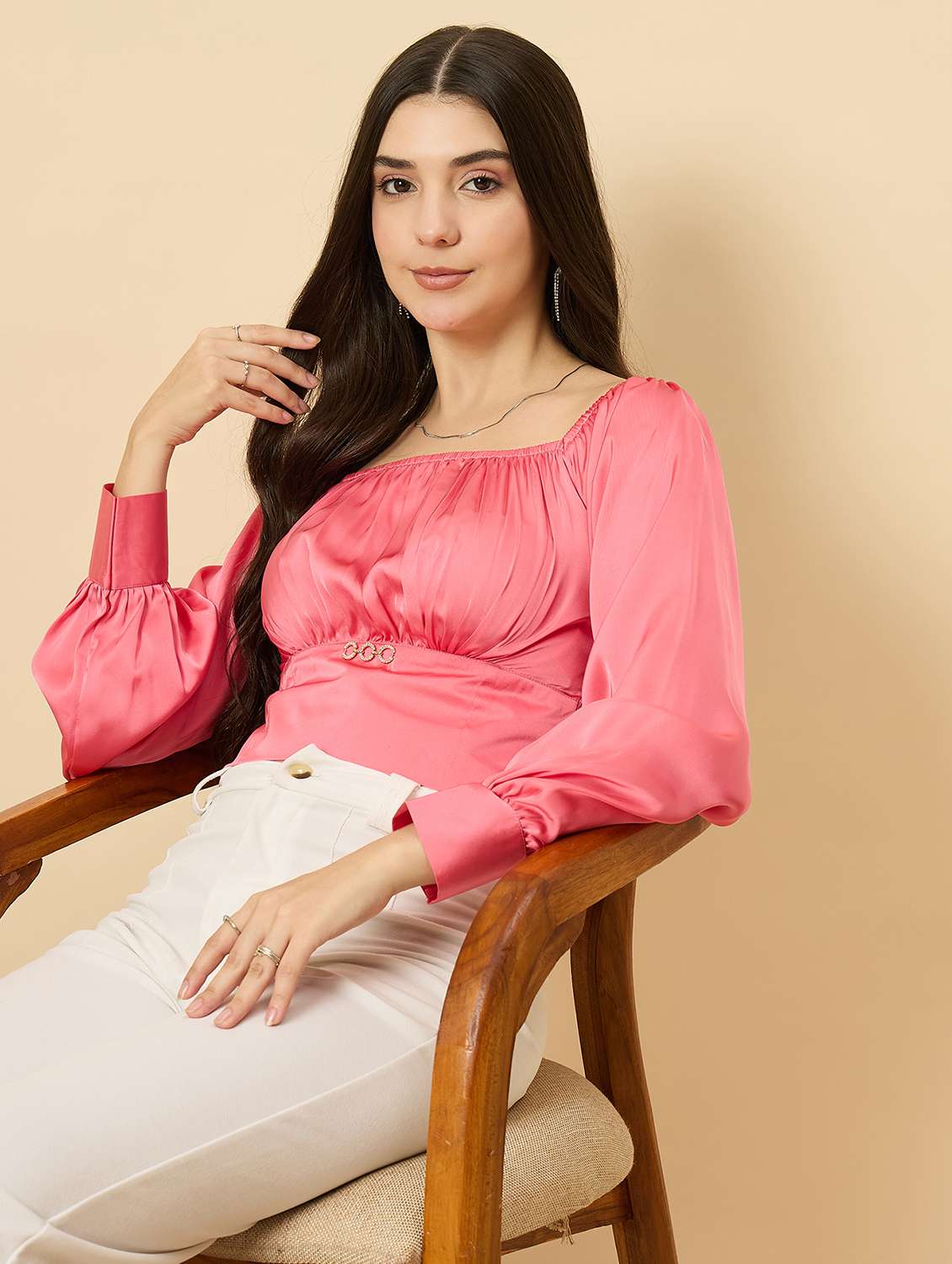 women pink solid puff sleeve crop top