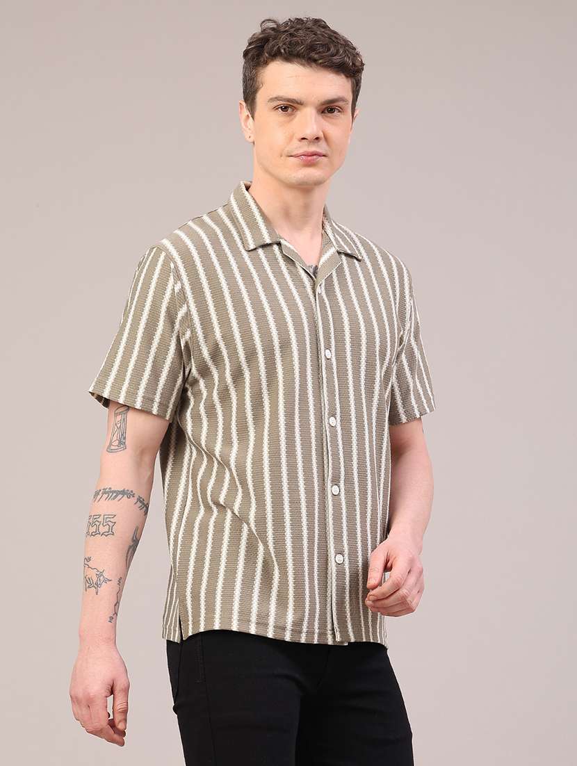 Men Striped Short Sleeve Regular Fit Casual Shirt - 22177906 -  Standard Image - 3