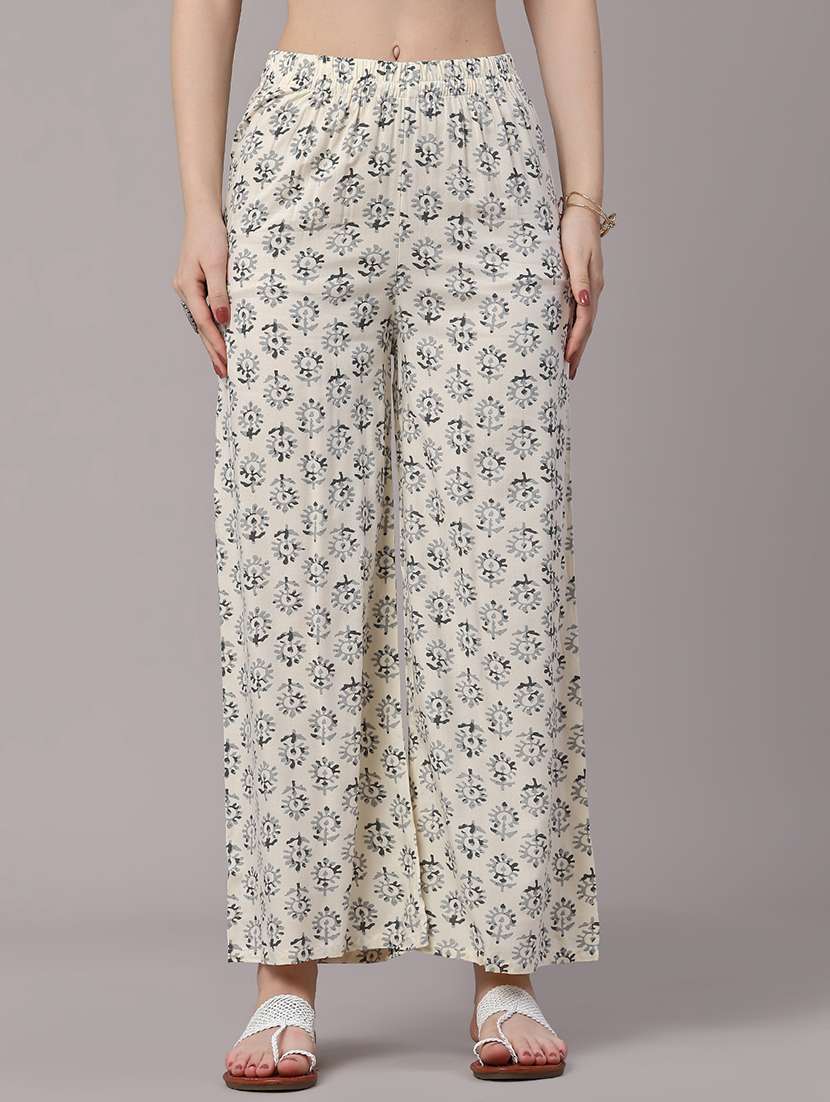 women printed three quarter sleeves kurta and palazzo set - 22177954 -  Standard Image - 3