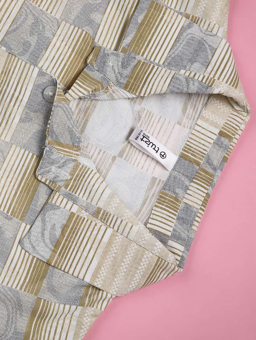 boys printed collared short sleeve shirt - 22178002 -  Standard Image - 3