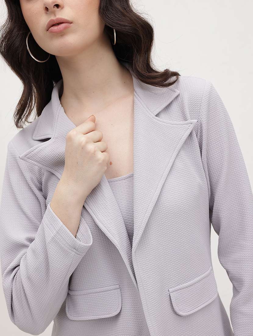 women solid blazer and trouser with tank top set - 22178427 -  Standard Image - 5