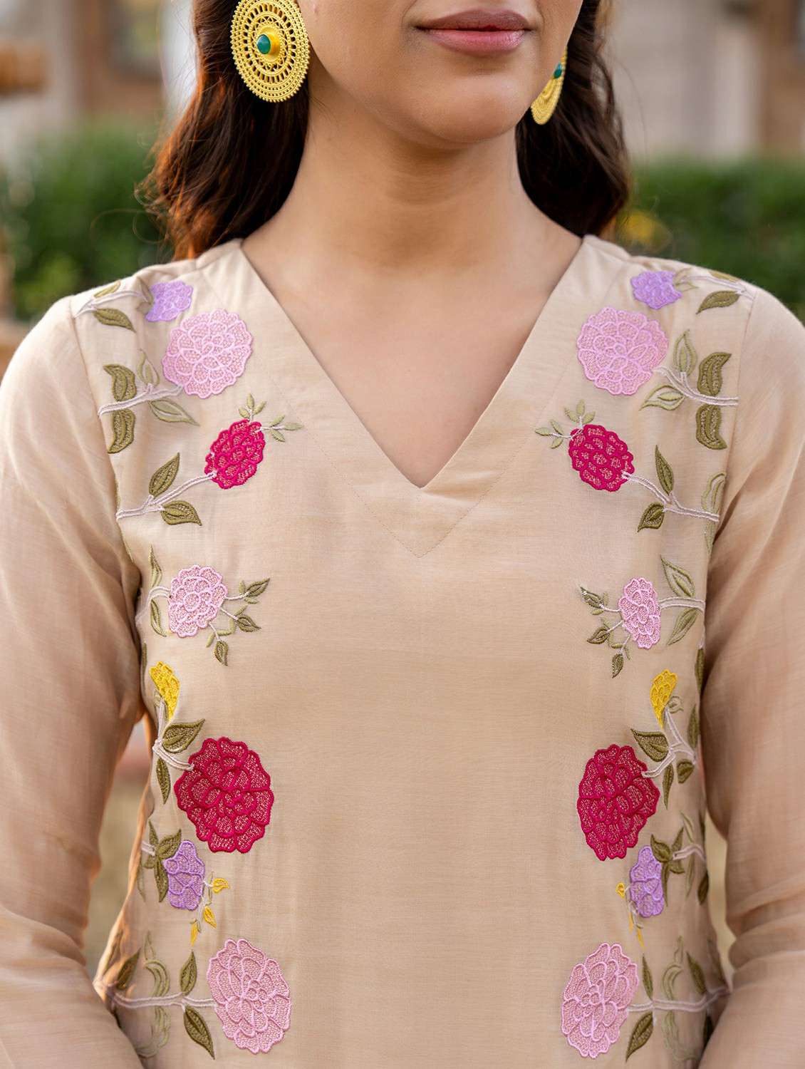 women embroidered three quarter sleeve kurta pant with dupatta set - 22178477 -  Standard Image - 5