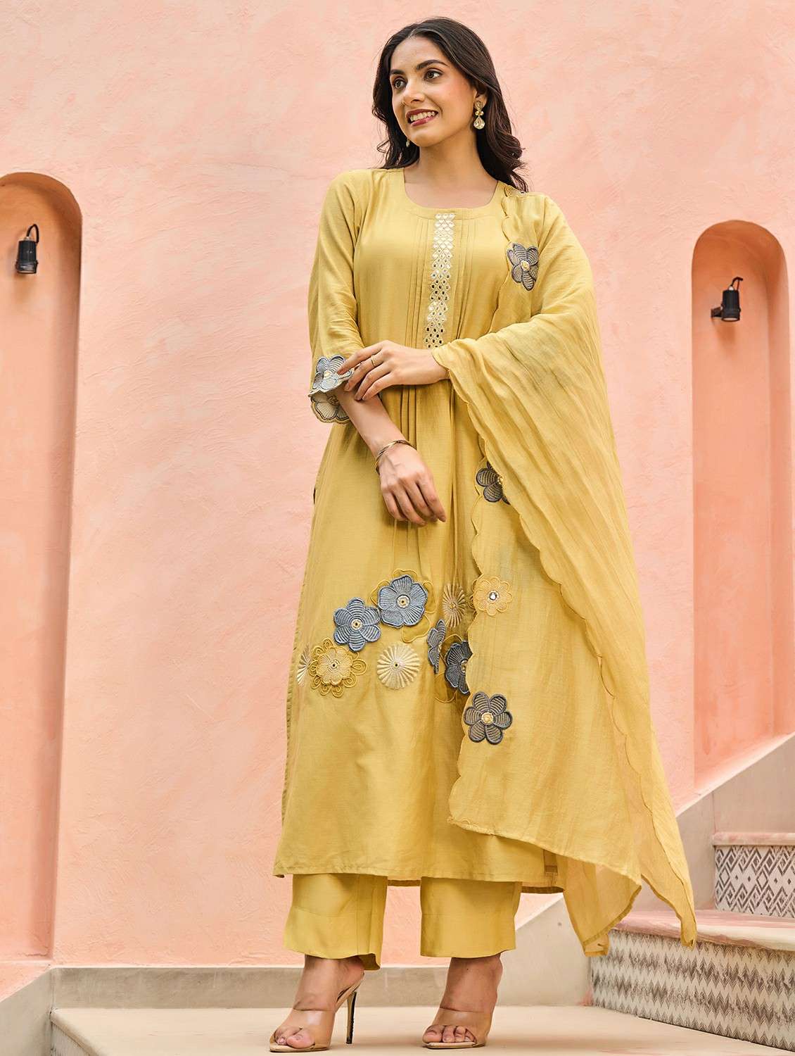 women embroidered three quarter sleeve kurta pant with dupatta set - 22178482 -  Standard Image - 3