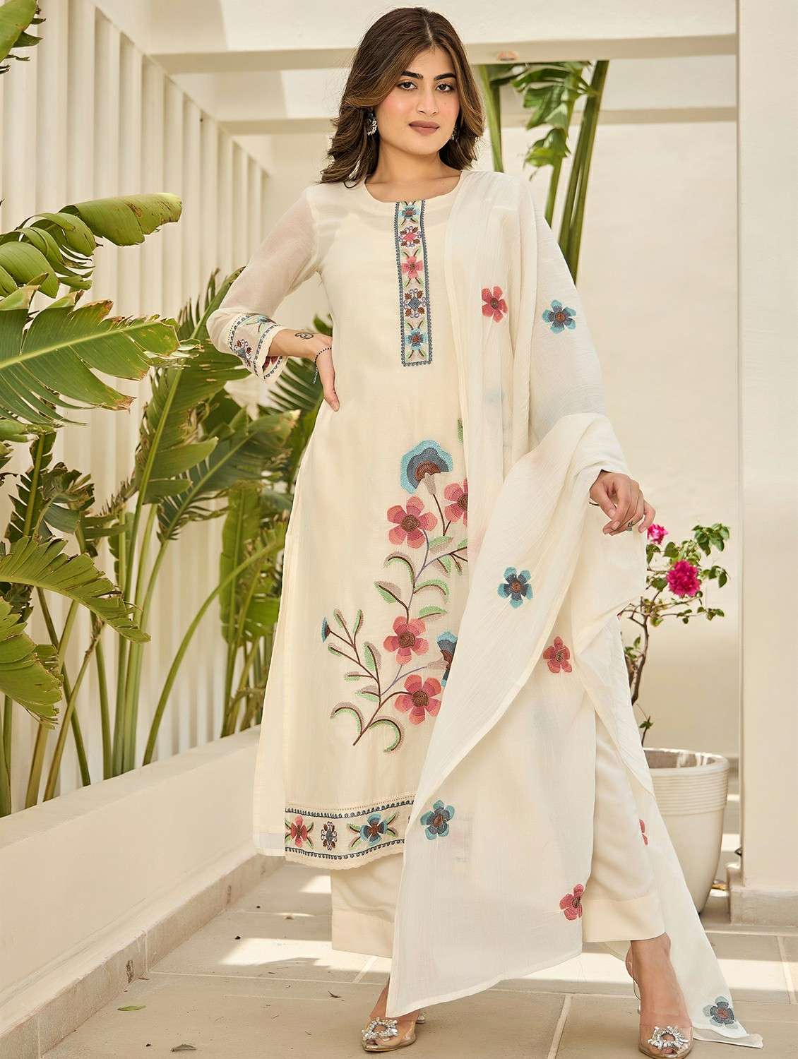 women embroidered three quarter sleeve kurta pant with dupatta set
