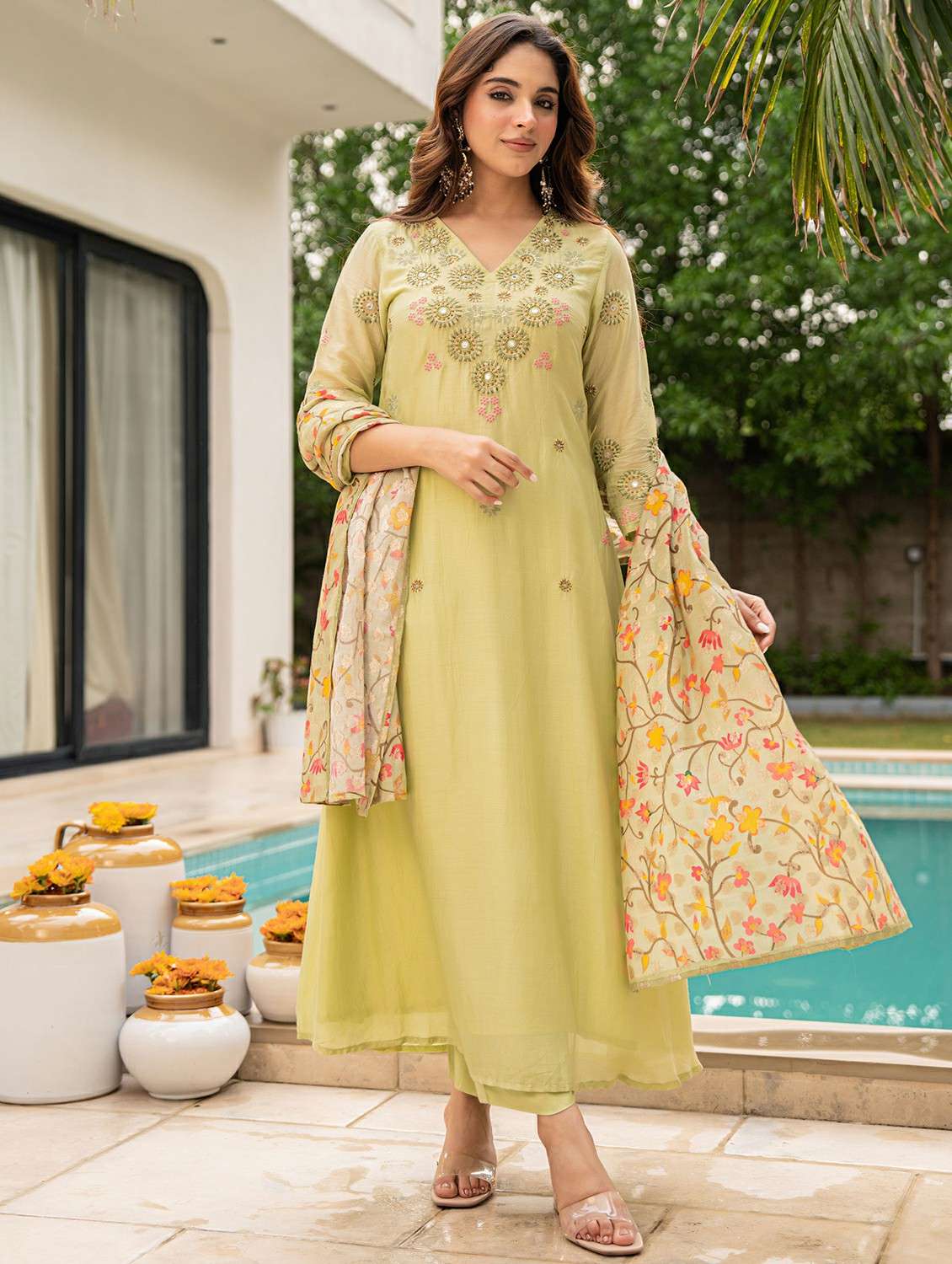 women embroidered three quarter sleeve kurta pant with dupatta set - 22178491 -  Standard Image - 3