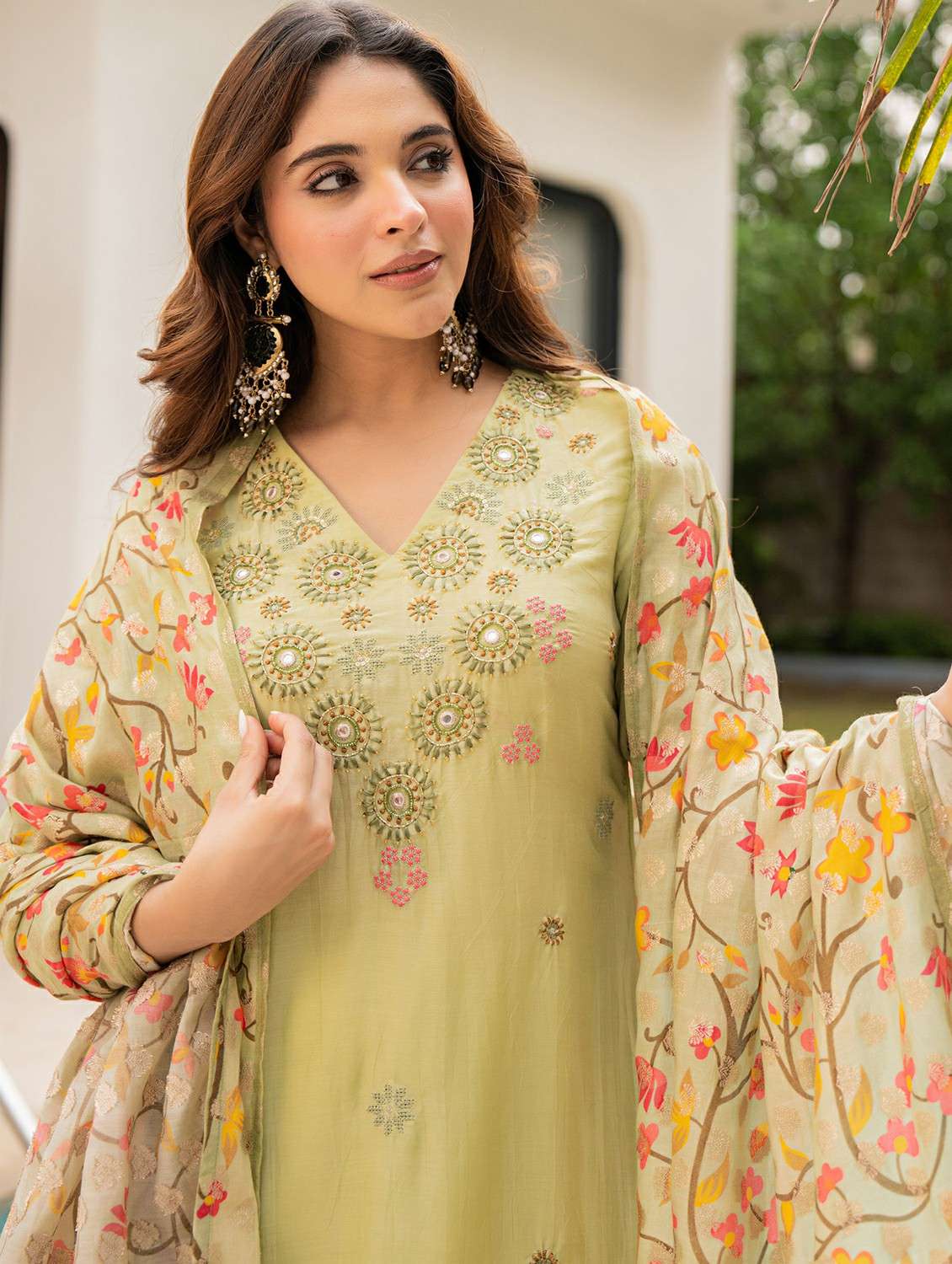 women embroidered three quarter sleeve kurta pant with dupatta set - 22178491 -  Standard Image - 5