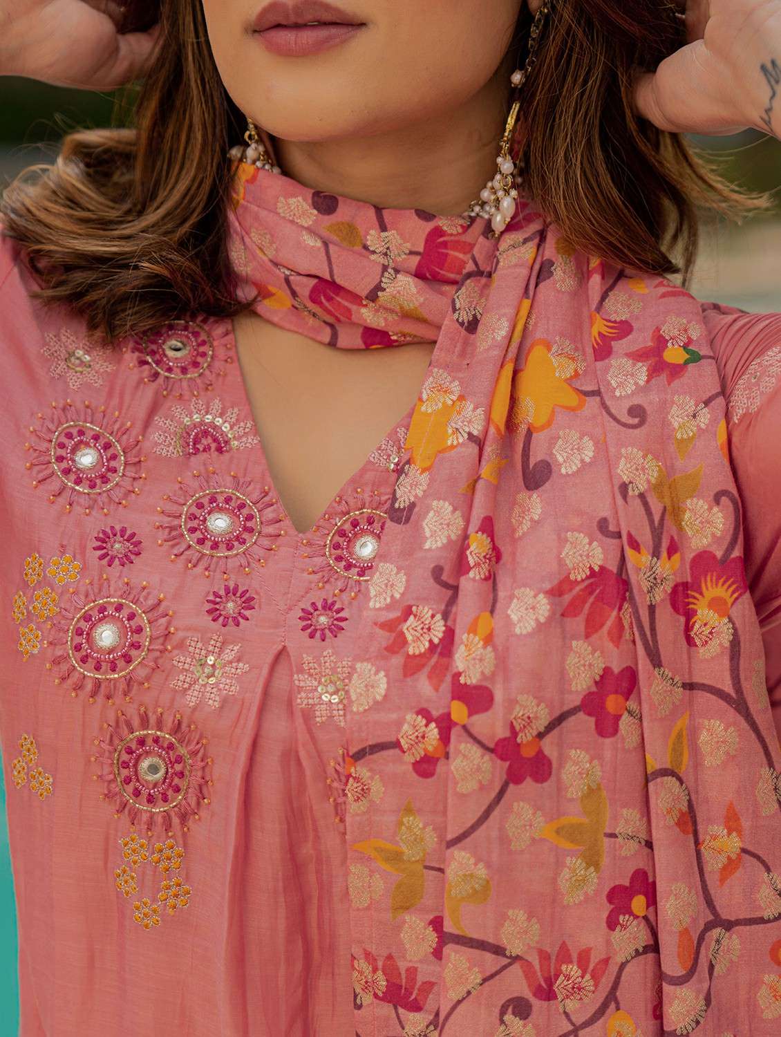 women embroidered three quarter sleeve kurta pant with dupatta set - 22178492 -  Standard Image - 5