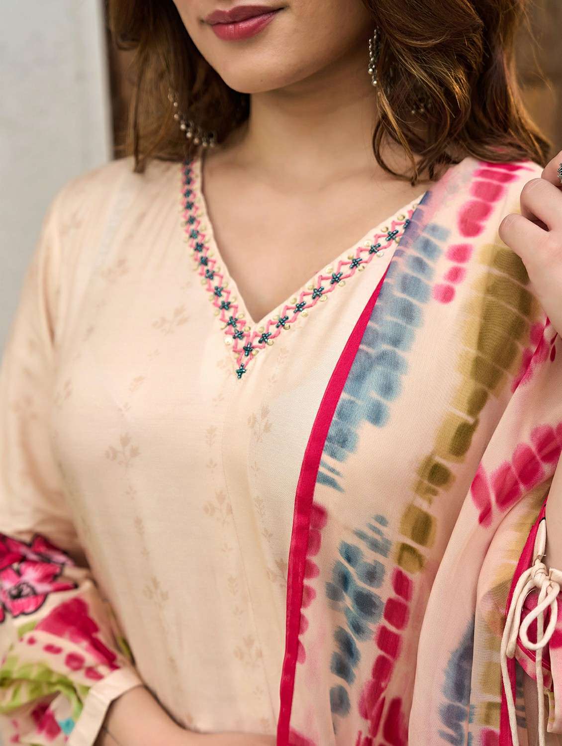 women embroidered long sleeve kurta pant with dupatta set - 22178499 -  Standard Image - 5