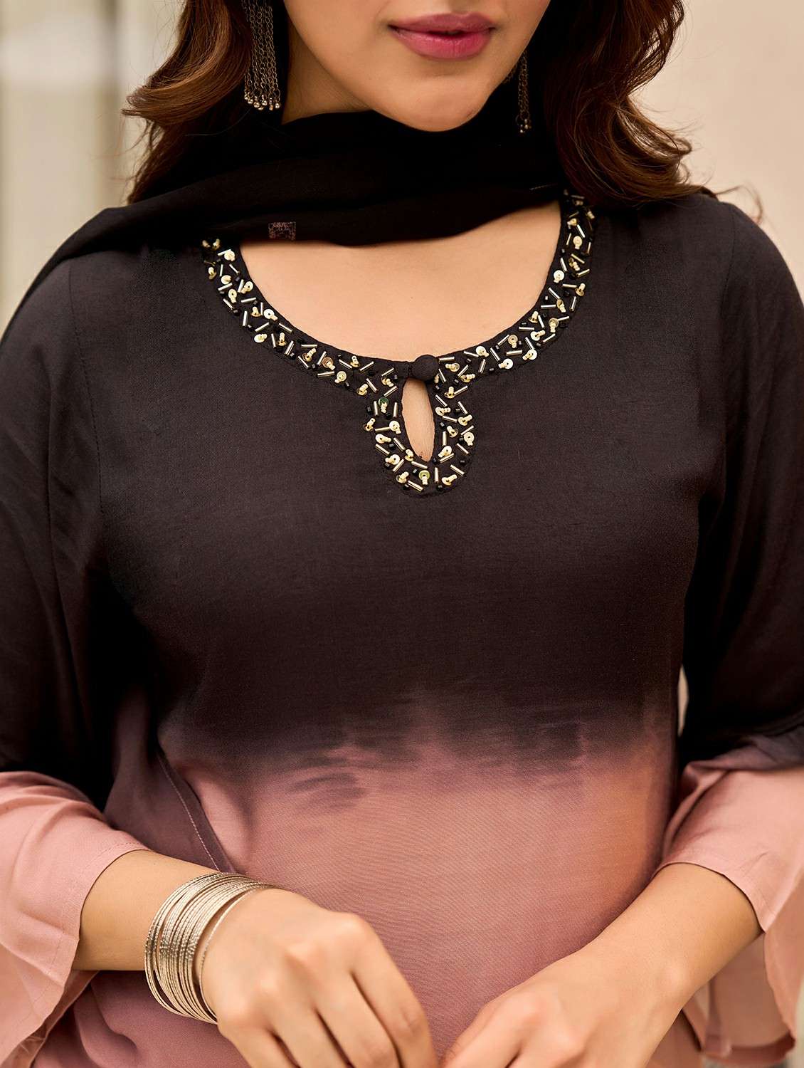 women embroidered three quarter sleeve kurta pant with dupatta set - 22178504 -  Standard Image - 5