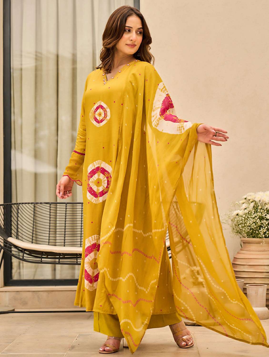 women embroidered long sleeve kurta pant with dupatta set - 22178507 -  Standard Image - 3