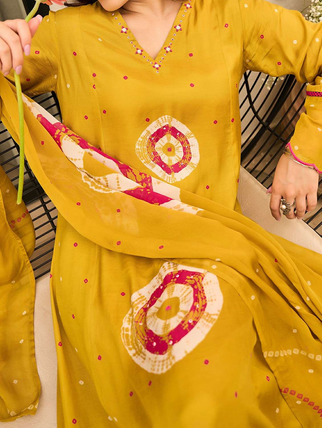 women embroidered long sleeve kurta pant with dupatta set - 22178507 -  Standard Image - 5