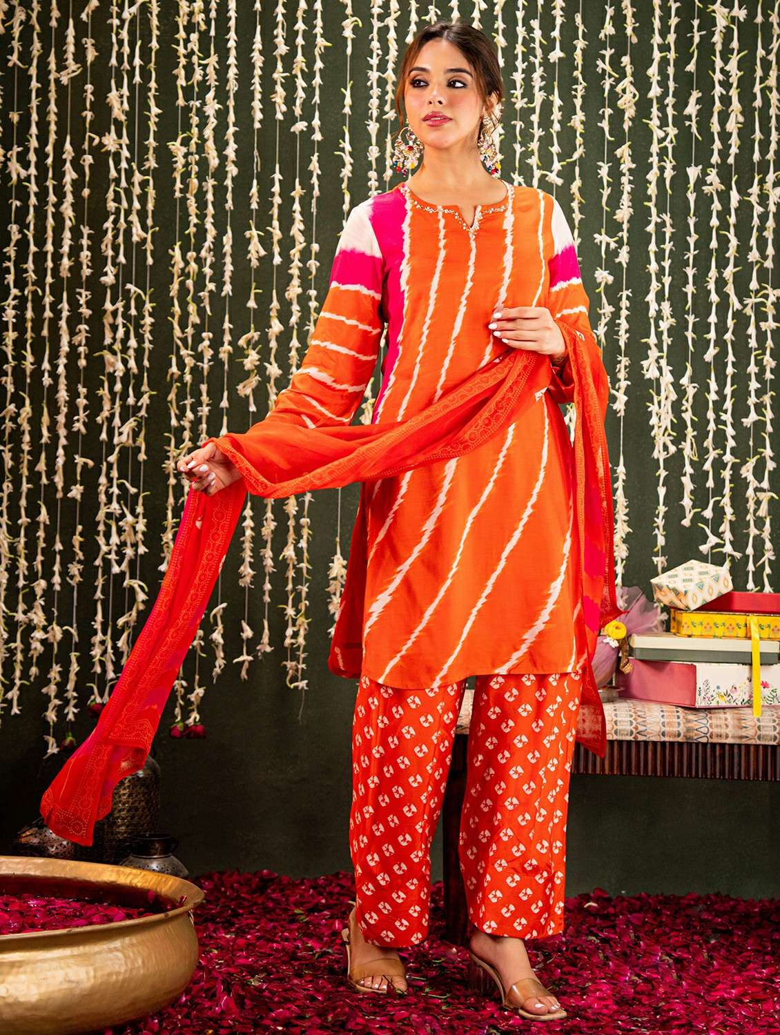 women embroidered long sleeve kurta pant with dupatta set - 22178523 -  Standard Image - 3