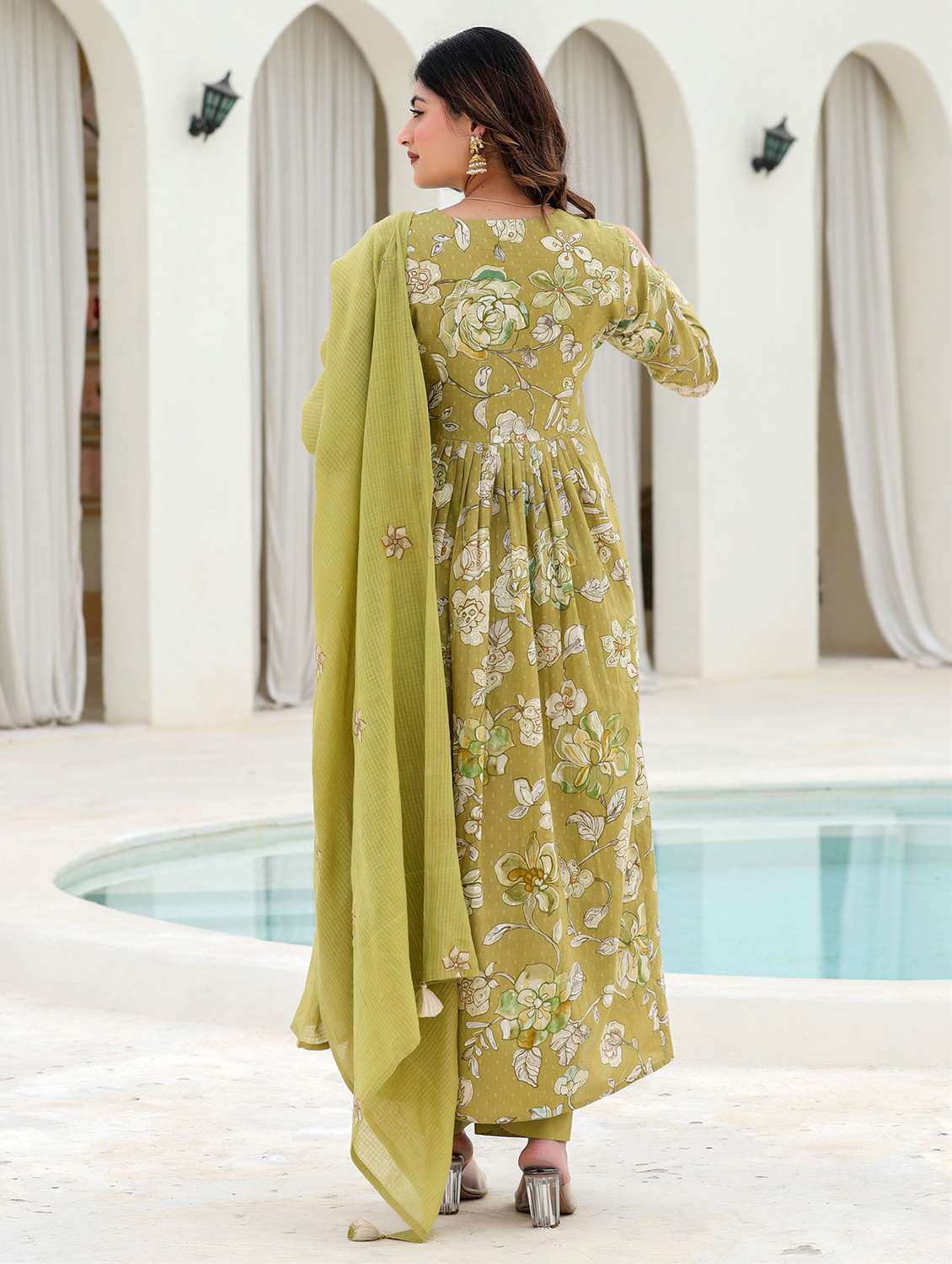 women embroidered three quarter sleeve kurta pant with dupatta set - 22178531 -  Standard Image - 3