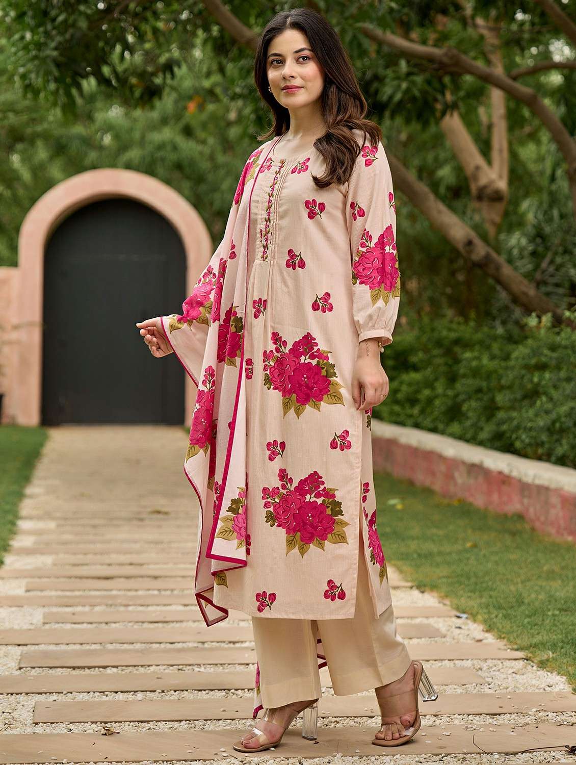 women floral three quarter sleeve kurta pant with dupatta set - 22178541 -  Standard Image - 3