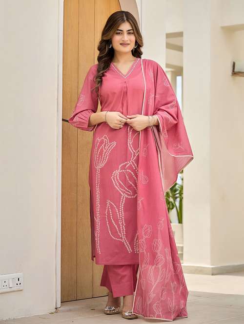women printed three quarter sleeve kurta pant with dupatta set - 22178551 -  Standard Image - 0