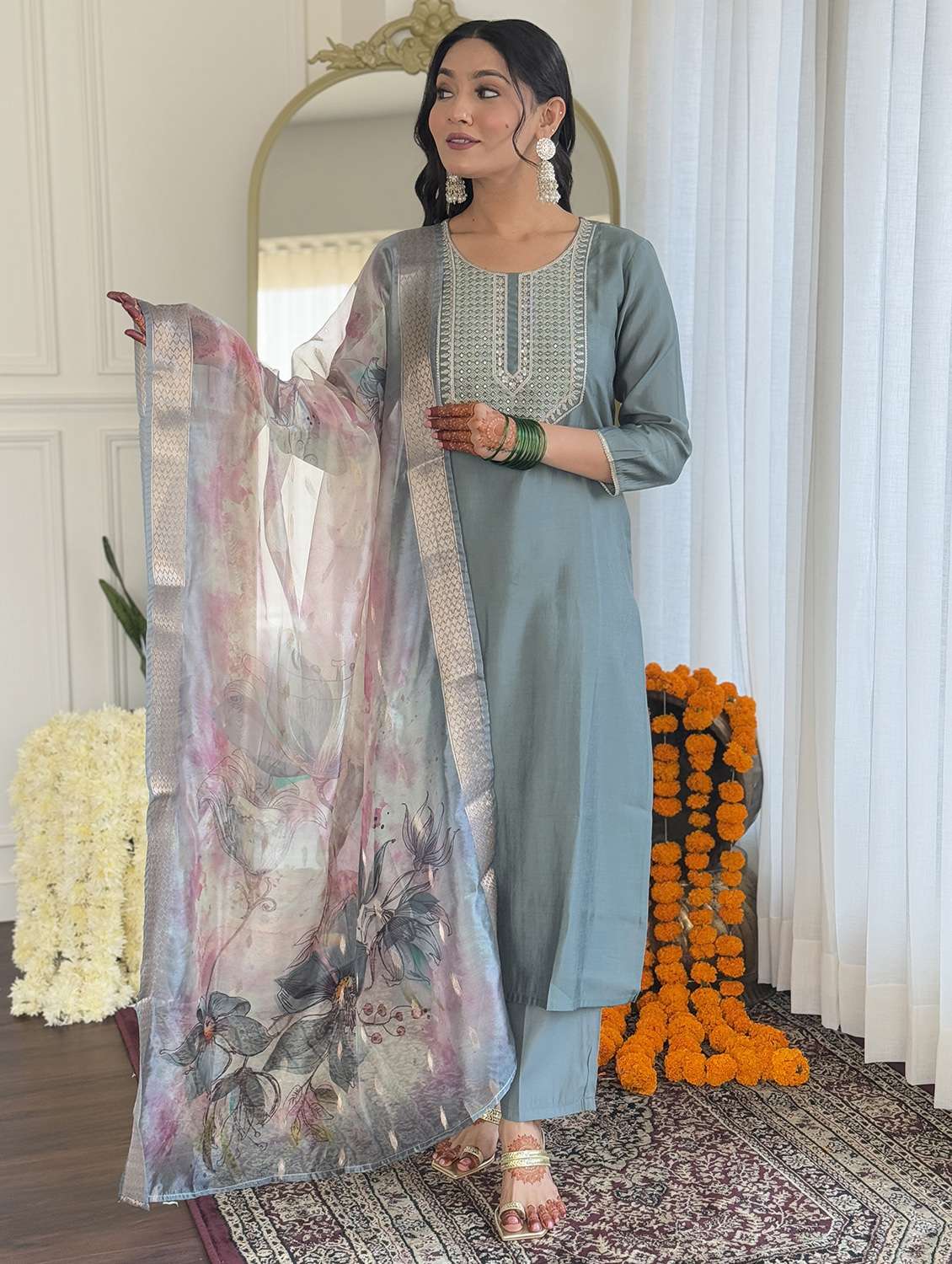 women three quarter sleeve kurta and pant with dupatta  - 22178762 -  Standard Image - 3