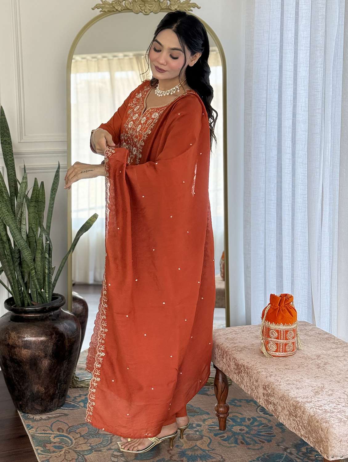 women three quarter sleeve kurta and pant with dupatta  - 22178905 -  Standard Image - 3