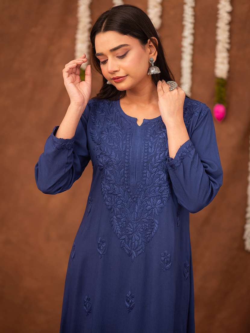 women solid with work long sleeve chikankari straight kurta - 22178980 -  Standard Image - 3