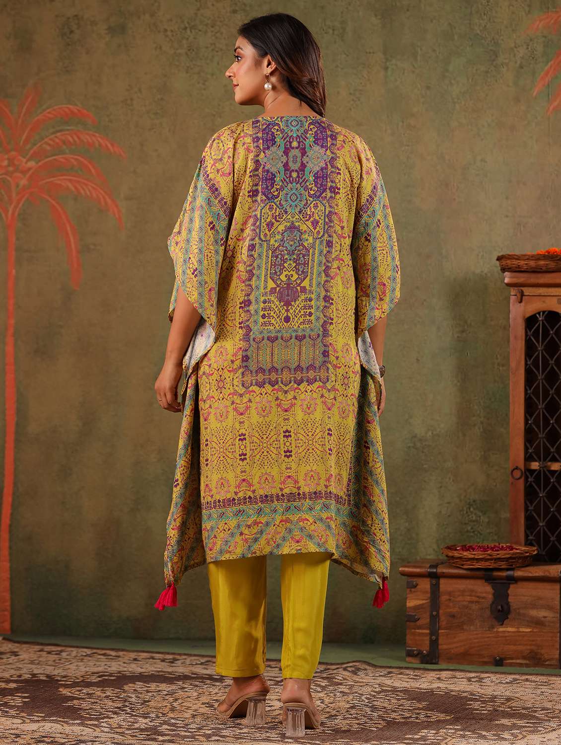 women printed kimono sleeve kaftan kurta with pant set - 22179004 -  Standard Image - 5