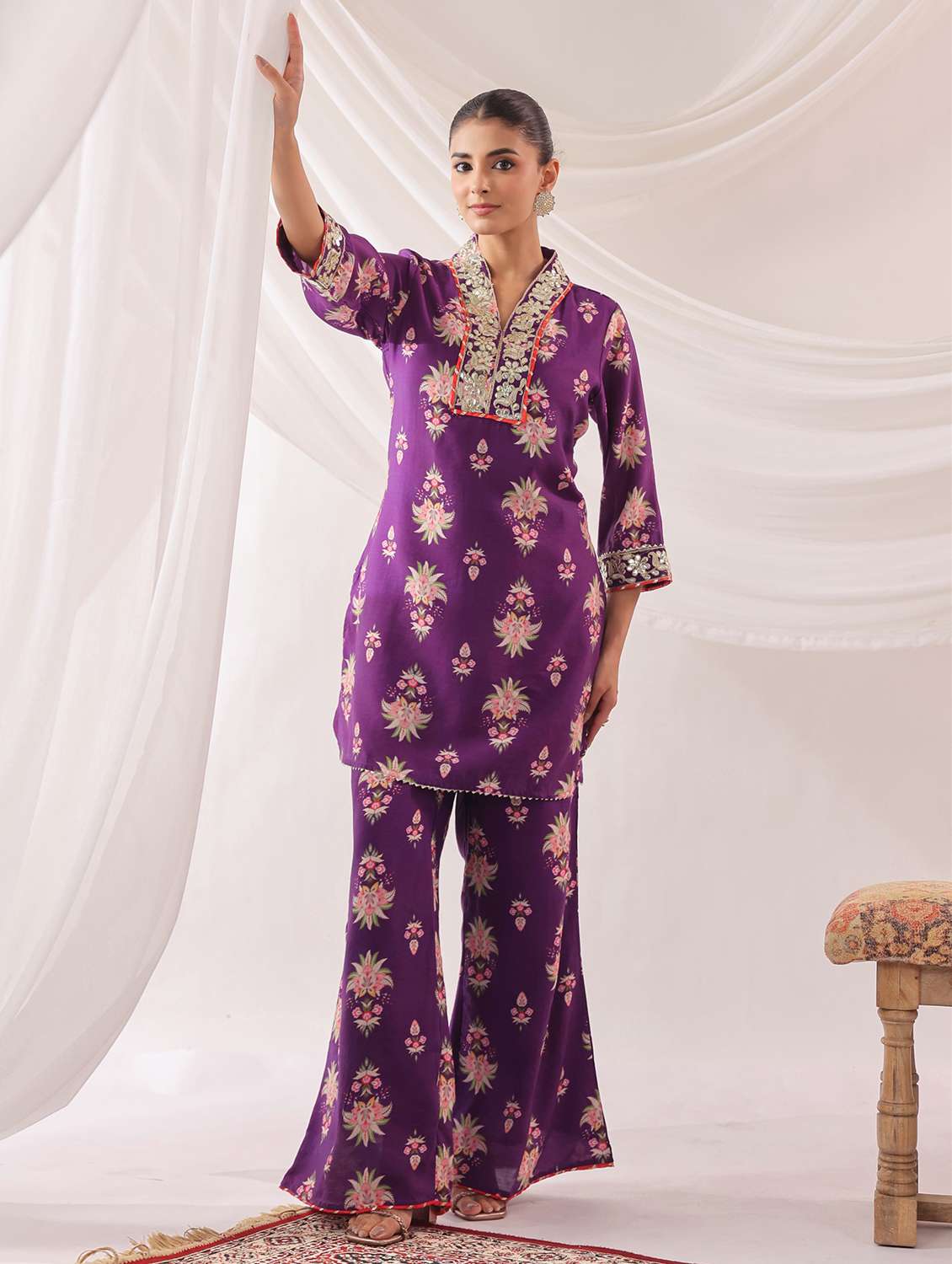 women floral printed three quarter sleeve kurta palazzo set - 22179005 -  Standard Image - 3
