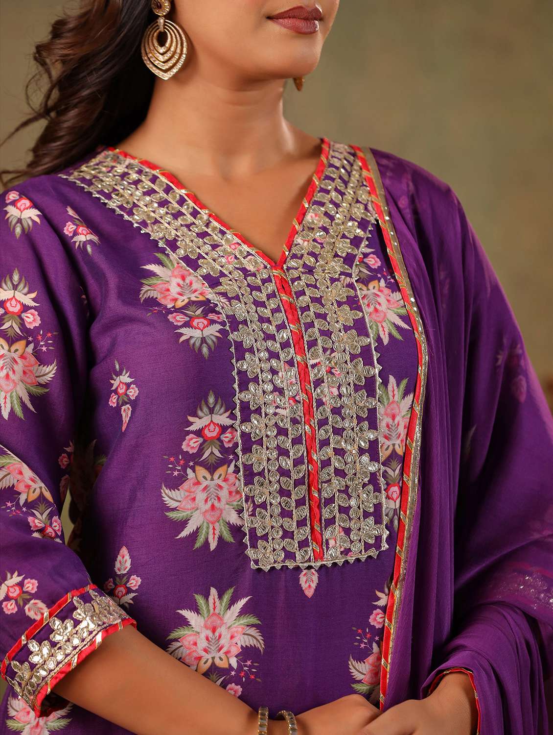 women floral three quarter sleeve kurta sharara with dupatta set - 22179009 -  Standard Image - 8
