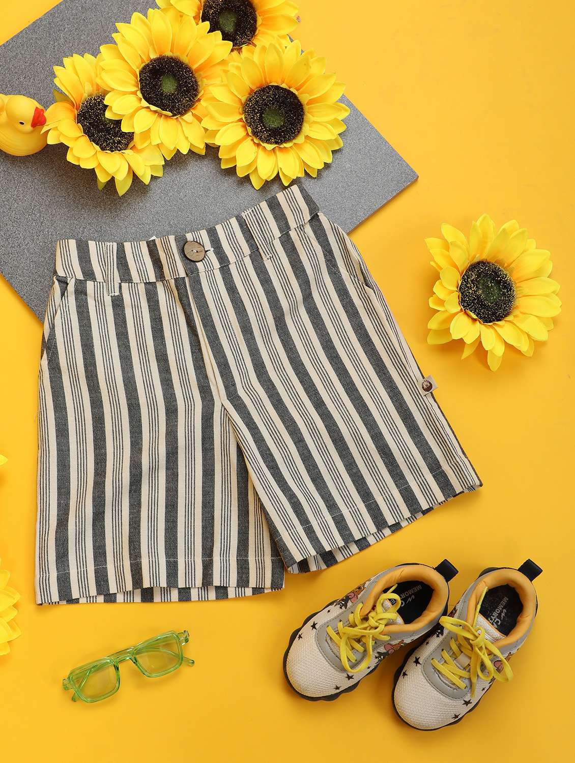 boys striped mid rise regular fit shorts 