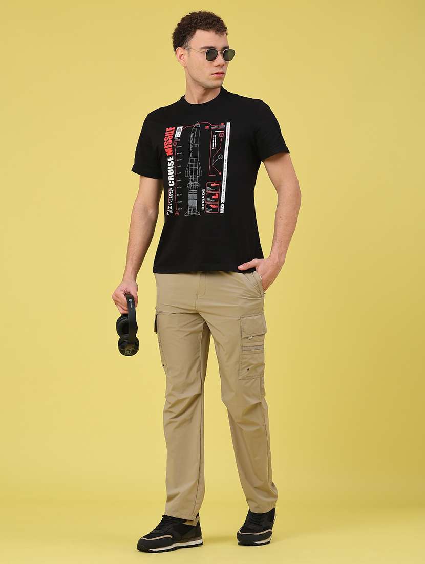 men solid mid rise regular fit cargo  - 22179571 -  Standard Image - 5