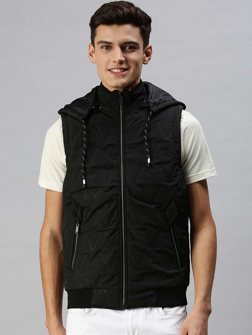 men solid sleeveless regular fit puffer jacket