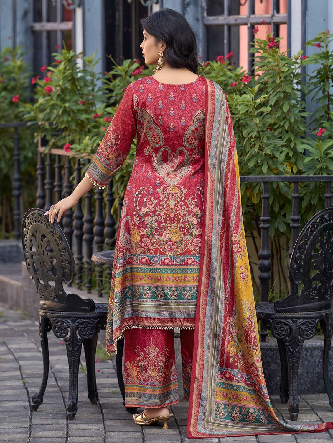 women printed three quarter sleeve kurta palazzo with dupatta set - 22179935 -  Standard Image - 3