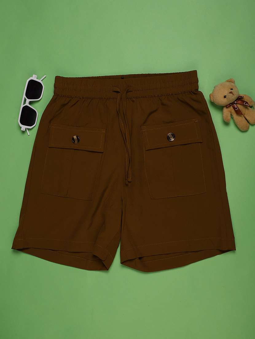 girls solid mid rise regular fit shorts 