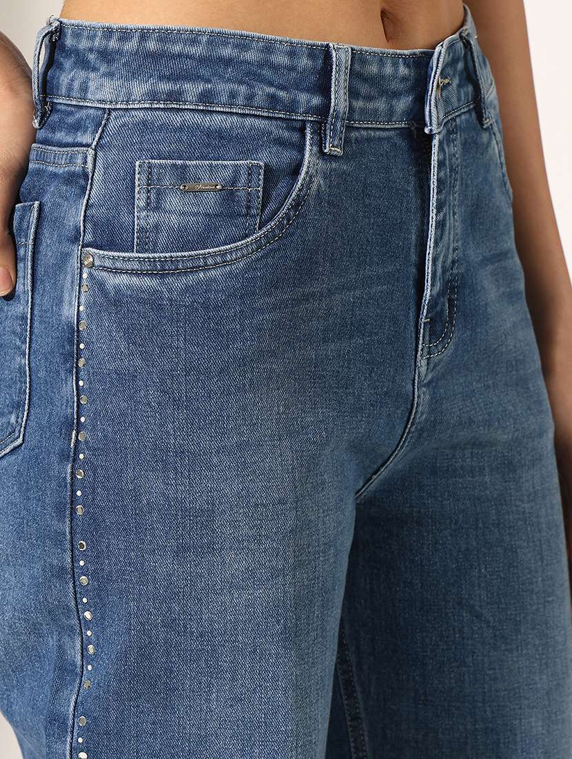 women solid mid rise straight fit jean - 22180031 -  Standard Image - 5