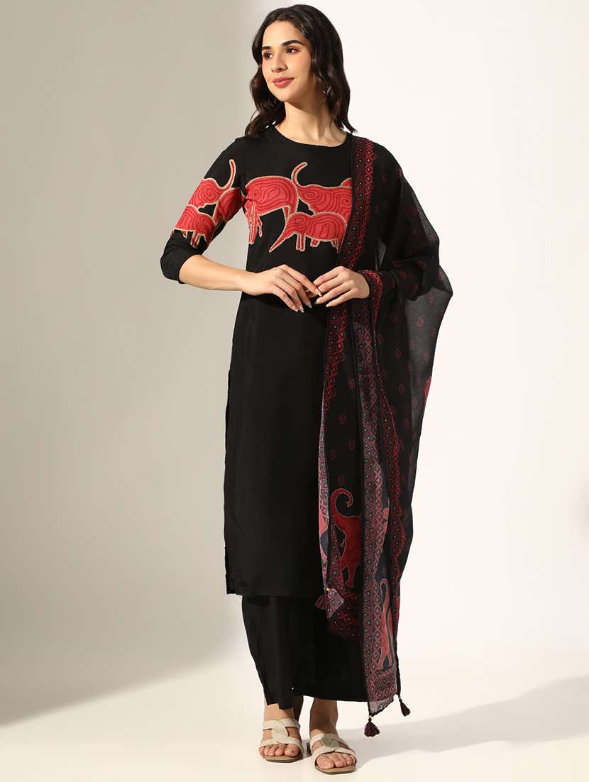 women printed three quarter sleeve kurta pant with dupatta set