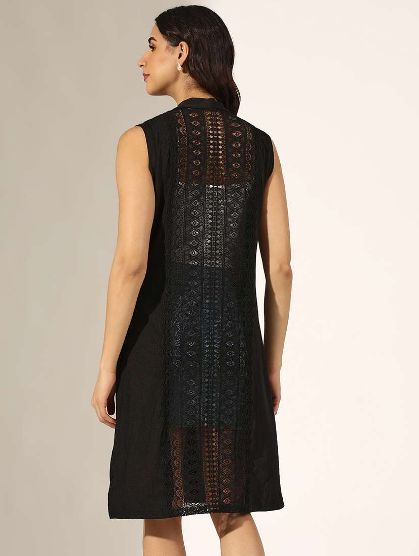 women self designed sleeveless regular shrug - 22180056 -  Standard Image - 3