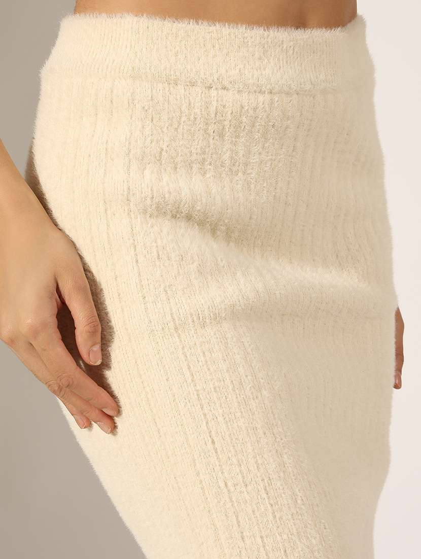 women solid mid rise pencil skirt - 22180118 -  Standard Image - 5