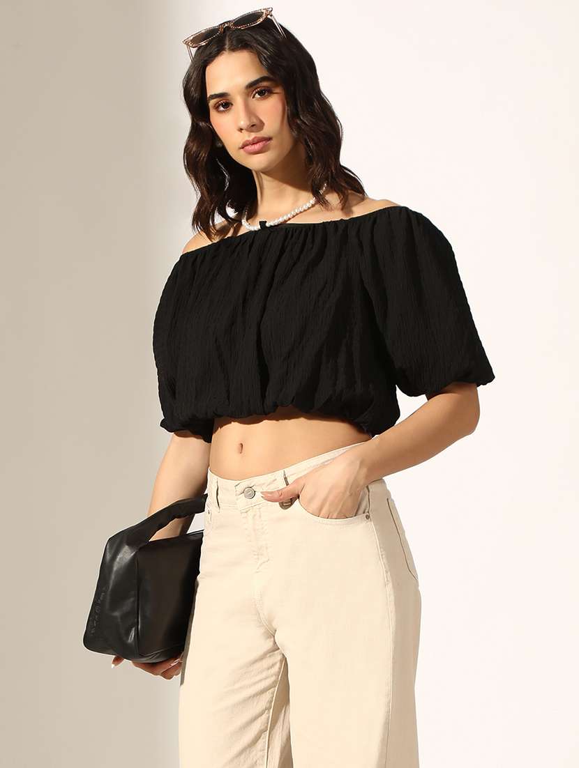 women black solid off shoulder crop top - 22180197 -  Zoom Image - 0